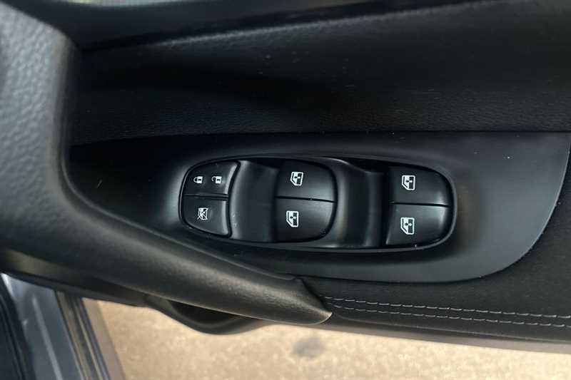 Used Nissan Qashqai 2018 for sale - 78103378: Photo 16