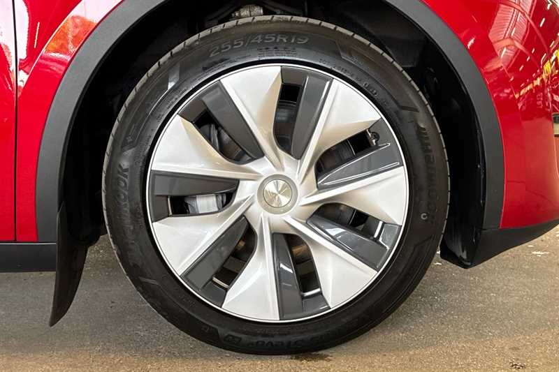 Used Tesla Model Y 2023 for sale - 76463843: Photo 9