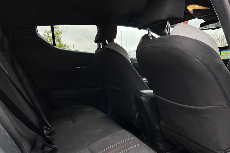 Used Toyota C-HR 2021 for sale - 77699919: Photo 40