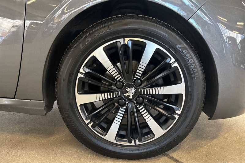 Used Peugeot 208 2018 for sale - 77812148: Photo 9