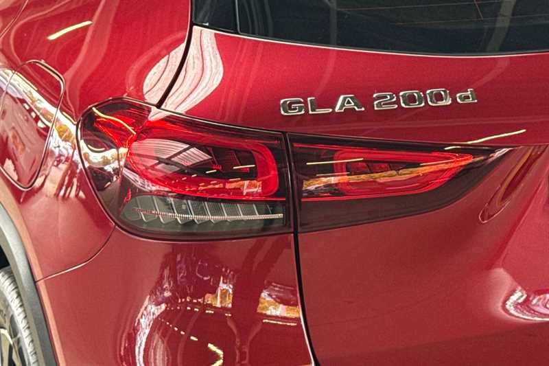 Used Mercedes-Benz GLA 2021 for sale - 76955605: Photo 31