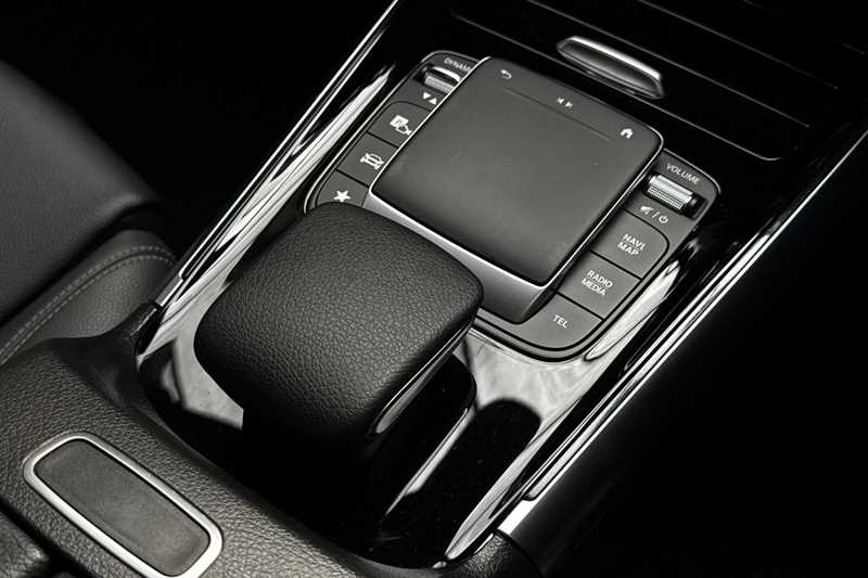 Used Mercedes-Benz GLA 2021 for sale - 76955605: Photo 41