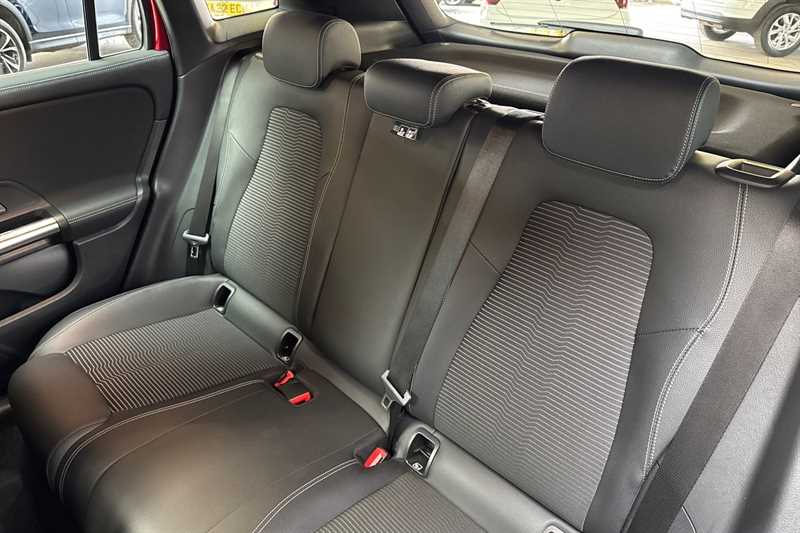 Used Mercedes-Benz GLA 2021 for sale - 76955605: Photo 46