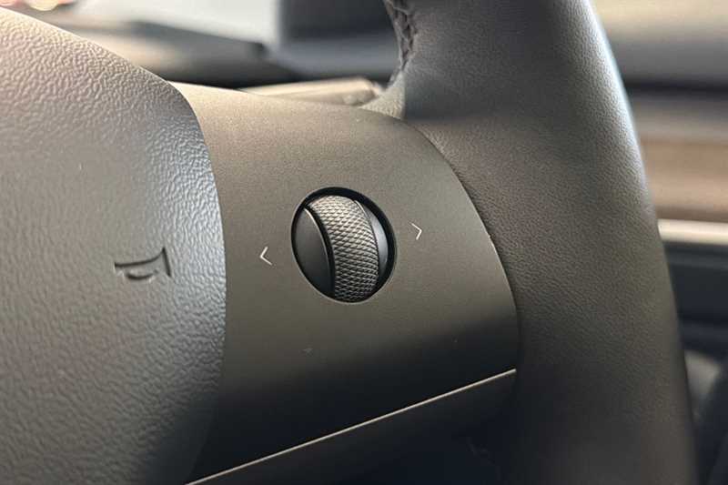 Used Tesla Model 3 2021 for sale - 76851991: Photo 21