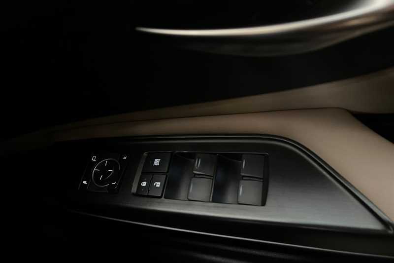 Used Lexus ES 2019 for sale - 77444693: Photo 16