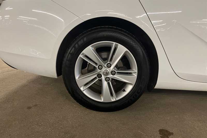 Used Vauxhall Insignia 2018 for sale - 76917586: Photo 10