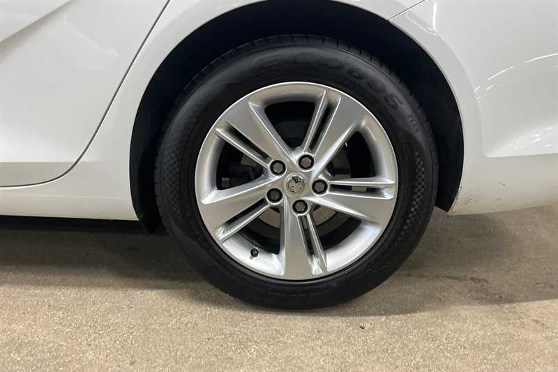 Used Vauxhall Insignia 2018 for sale - 76917586: Photo 11