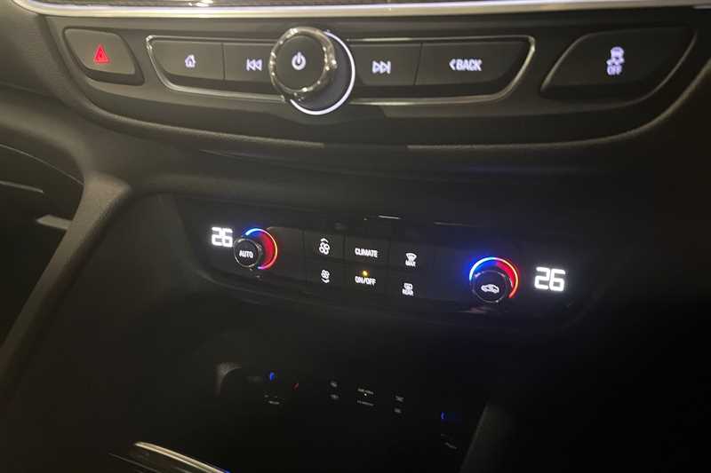 Used Vauxhall Insignia 2018 for sale - 76917586: Photo 15