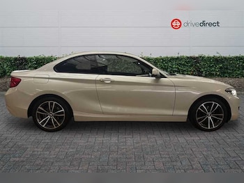 Used BMW 2 Series 2018 for sale - 77232513: Photo