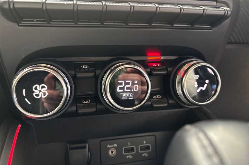 Used Renault Clio 2023 for sale - 78222242: Photo 15