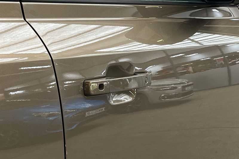 Vehicle 33