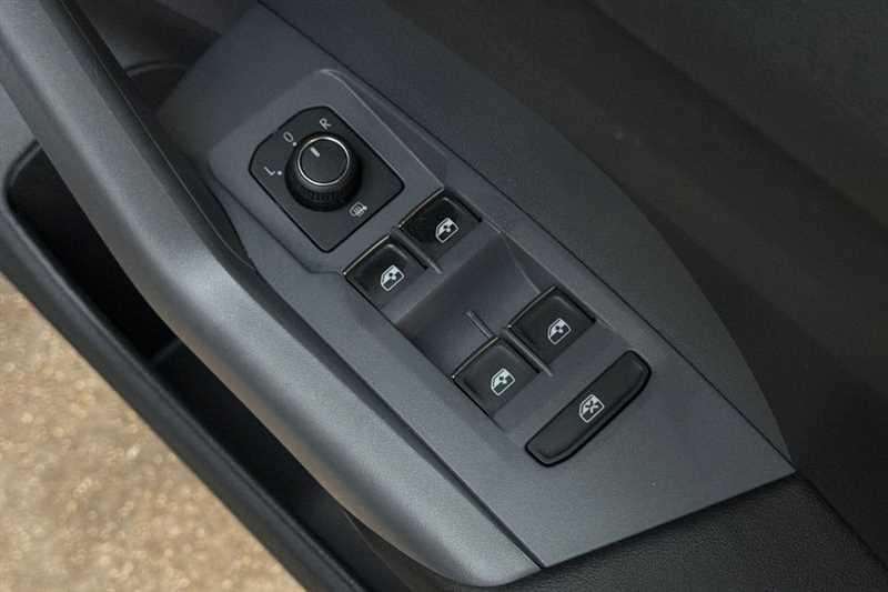 Used Volkswagen T-Cross 2021 for sale - 77481073: Photo 16