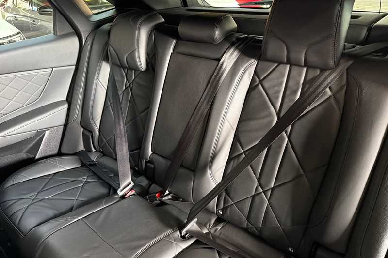 Used DS Automobiles DS 7 Crossback 2018 for sale - 76944949: Photo 46