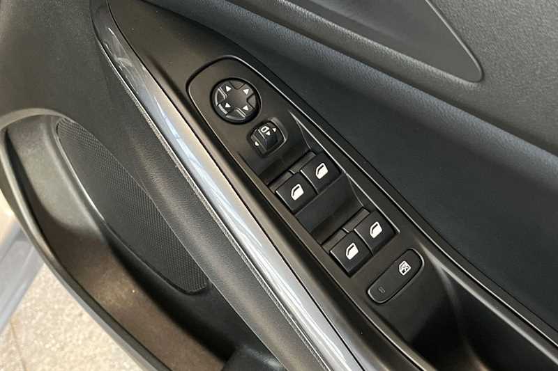 Used Vauxhall Grandland X 2020 for sale - 76016109: Photo 16