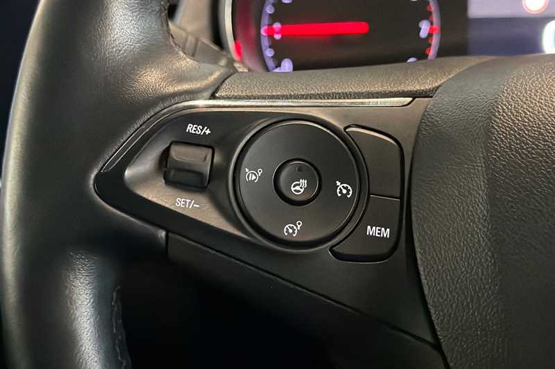 Used Vauxhall Crossland 2022 for sale - 76939308: Photo 21