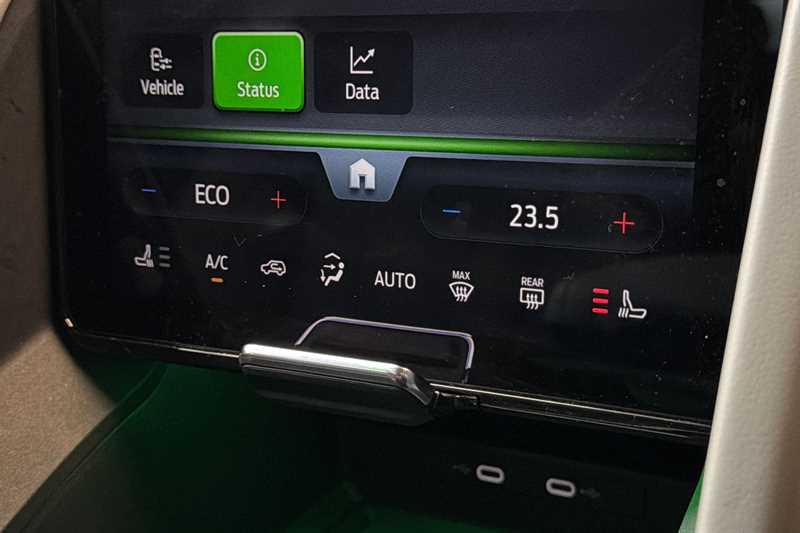 Used Ford Explorer 2024 for sale - 78130550: Photo 15