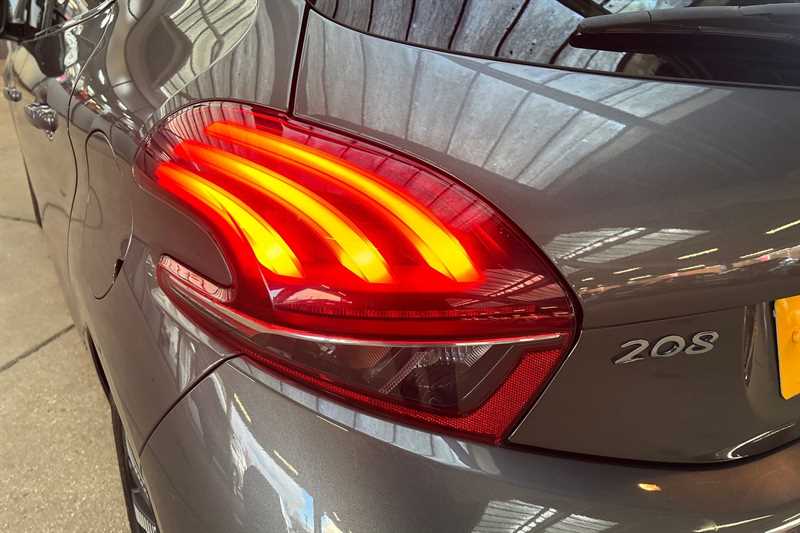 Used Peugeot 208 2018 for sale - 77757029: Photo 31