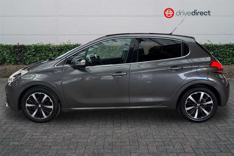 Used Peugeot 208 2018 for sale - 77757029: Photo 6