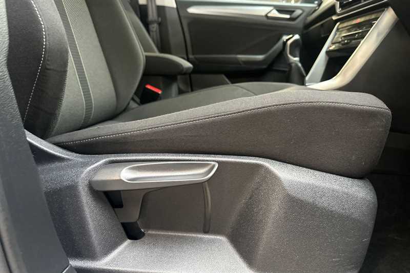 Used Volkswagen T-Roc 2023 for sale - 76945024: Photo 26