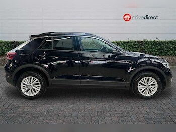 Used Volkswagen T-Roc 2023 for sale - 76945024: Photo