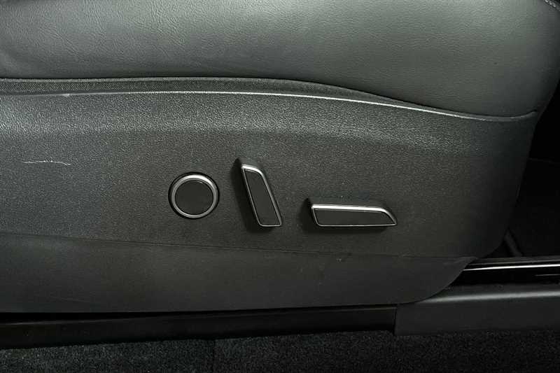 Used Tesla Model Y 2023 for sale - 75951473: Photo 26