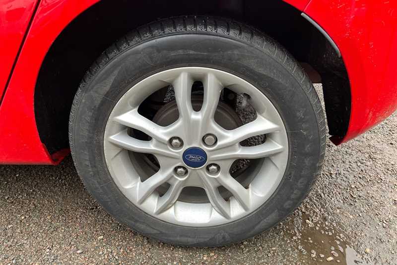 Used Ford Fiesta 2017 for sale - 77402409: Photo 5