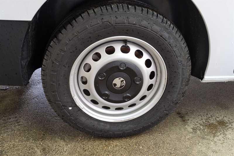 Used Vauxhall Vivaro 2026 for sale - 77915121: Photo 10