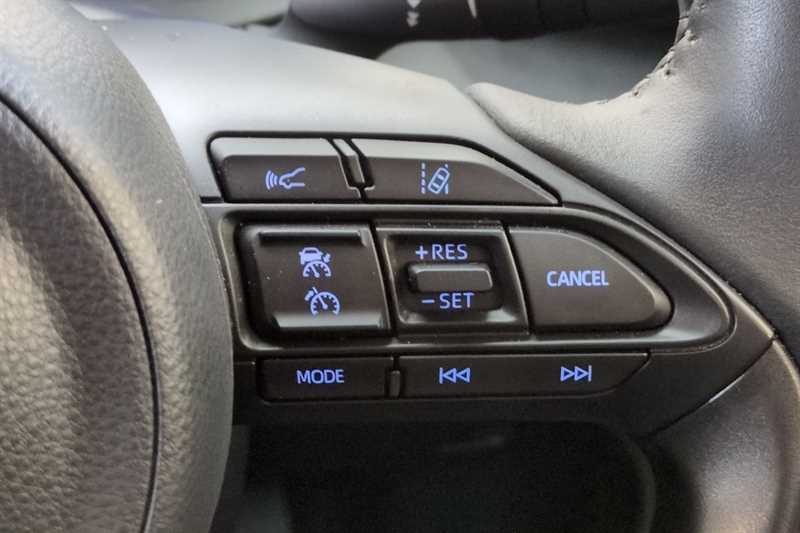 Used Toyota Yaris Cross 2024 for sale - 78051446: Photo 22