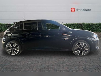 Used Peugeot E-208 2023 for sale - 76956003: Photo