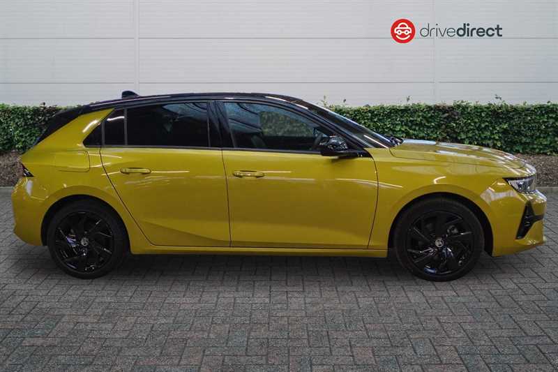 Used Vauxhall Astra 2024 for sale - 77588849: Photo 2