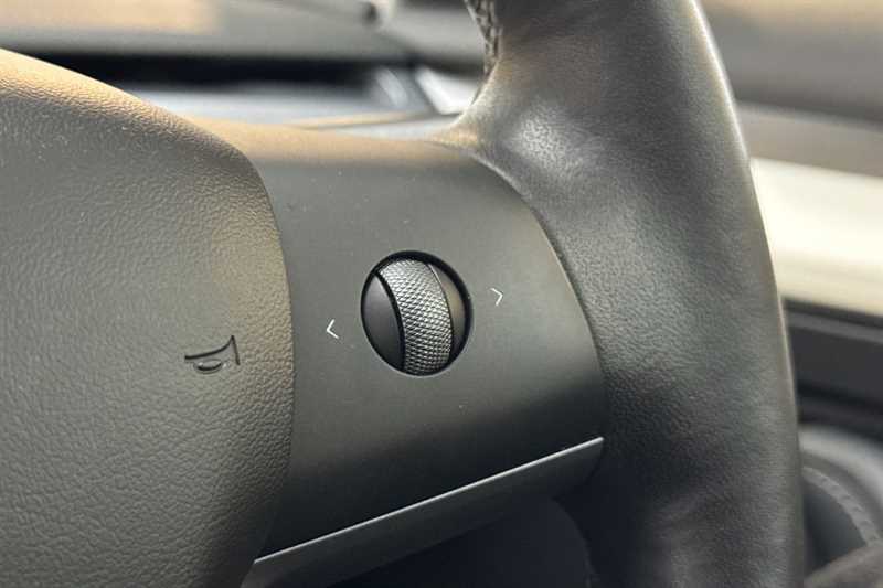 Used Tesla Model 3 2022 for sale - 76852451: Photo 22