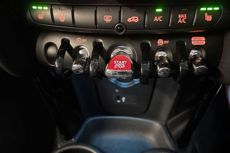 Used MINI Hatch 2023 for sale - 77403202: Photo 40