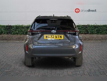 Used Toyota Yaris Cross 2022 for sale - 76463102: Photo