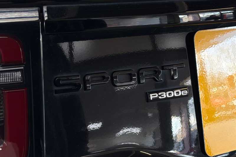 Used Land Rover Discovery Sport 2021 for sale - 76956047: Photo 43