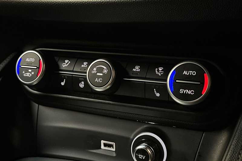 Used Alfa Romeo Stelvio 2022 for sale - 76447919: Photo 15