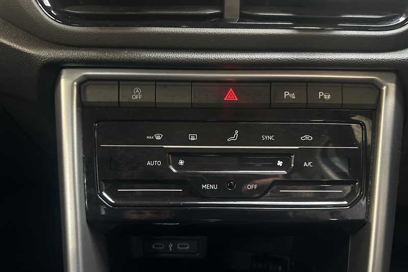 Used Volkswagen T-Roc 2023 for sale - 76790738: Photo 15