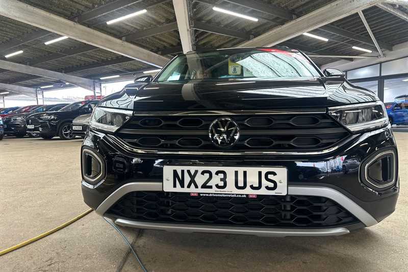 Used Volkswagen T-Roc 2023 for sale - 76790738: Photo 40