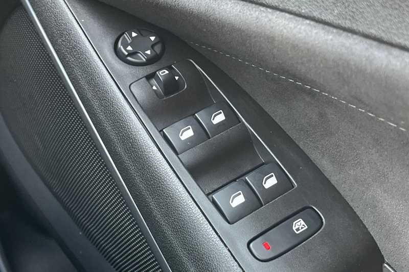 Used Vauxhall Crossland 2022 for sale - 77894775: Photo 16