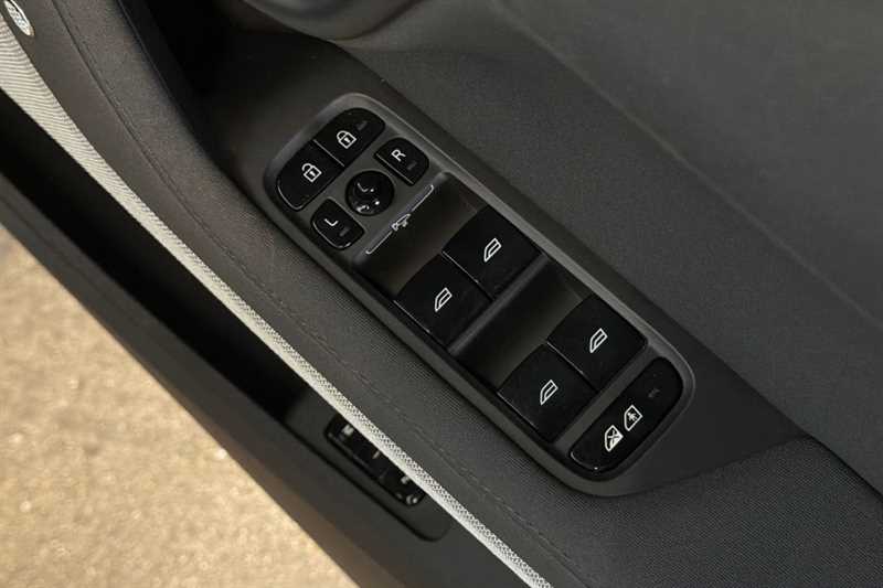 Used Polestar Polestar 2 2023 for sale - 76755698: Photo 16