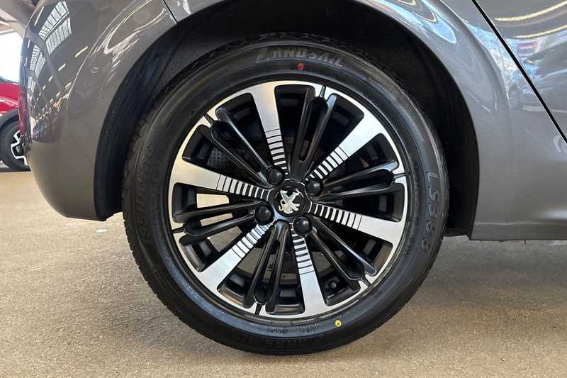 Used Peugeot 208 2018 for sale - 77772687: Photo 10