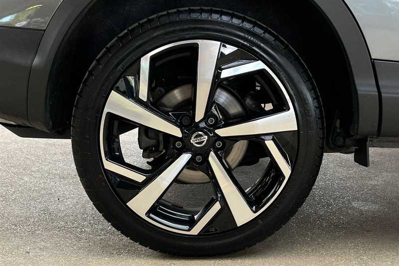 Used Nissan Qashqai 2018 for sale - 76530204: Photo 12