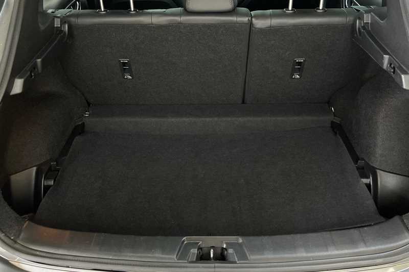 Used Nissan Qashqai 2018 for sale - 76530204: Photo 25