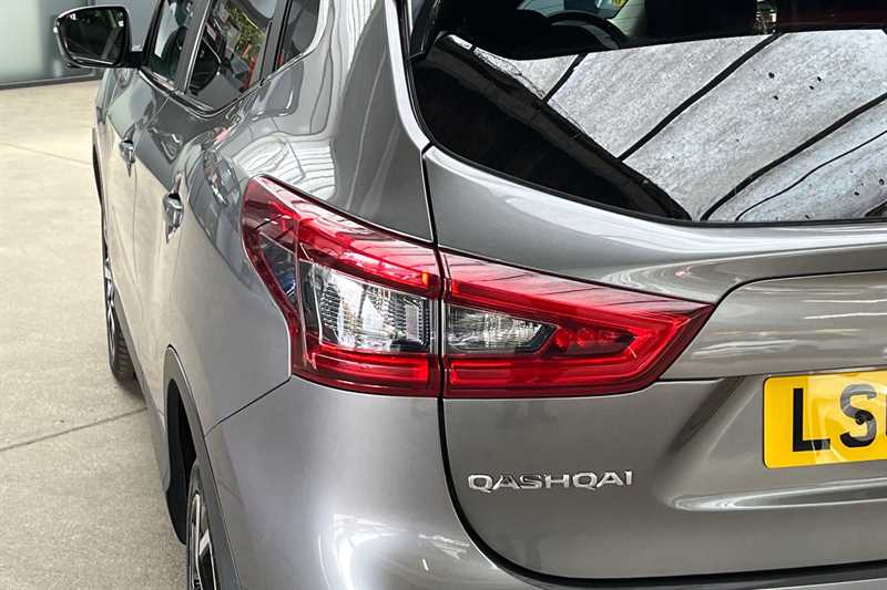 Used Nissan Qashqai 2018 for sale - 76530204: Photo 31