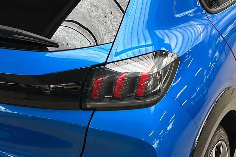 Used Peugeot E-208 2020 for sale - 76088168: Photo 32