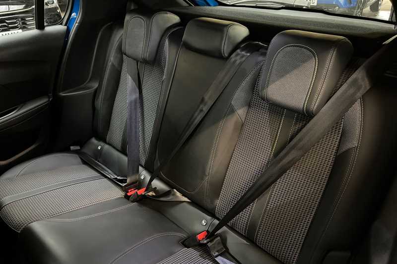 Used Peugeot E-208 2020 for sale - 76088168: Photo 44