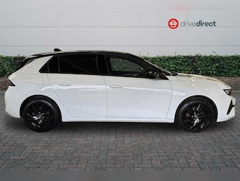 Used Vauxhall Astra 2023 for sale - 76329389: Photo 2