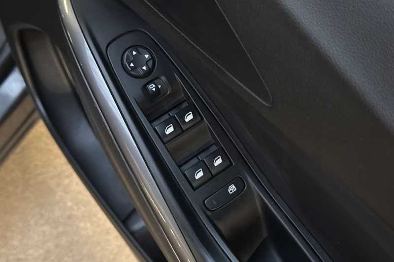 Used Vauxhall Grandland X for sale - 76733573: Photo 16