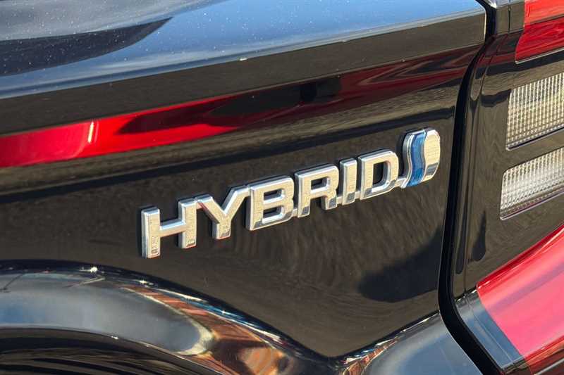 Used Toyota Yaris 2022 for sale - 76943709: Photo 43