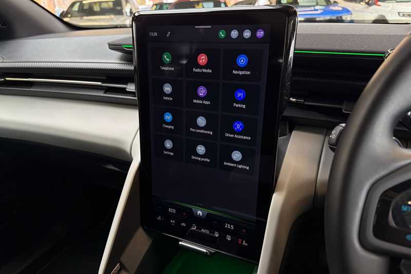 Used Ford Explorer 2024 for sale - 77888005: Photo 37