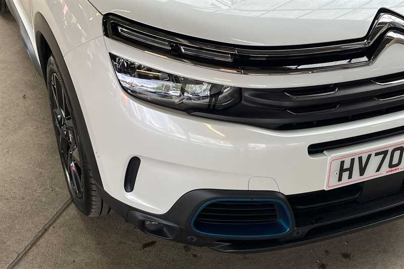 Vehicle 28
